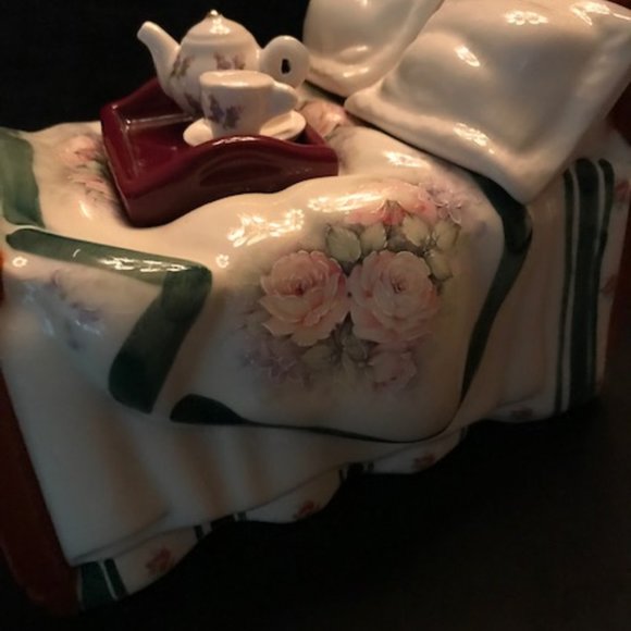 RARE SWINESIDE TEAPOTTERY 'BED' LARGE TEAPOT - Picture 7 of 14